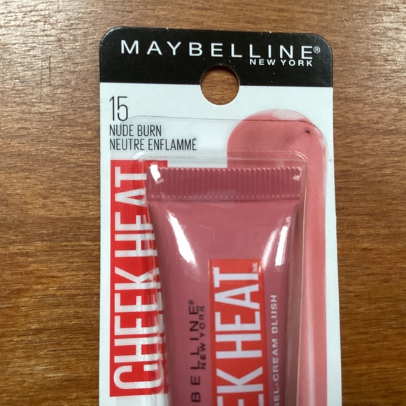 Maybelline Cheek Heat Nude Burn 15 New Sealed 0.27 fl oz/ 8 ml - Picture 3 of 7